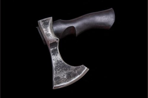 Топорик малый <span>(шх15 + у10а, черный граб)</span>