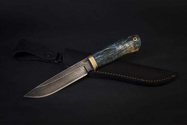 Нож Путник <span>(мозаичный дамаск, стабилизированная карельская берёза, мозаичный пин под темляк)</span>