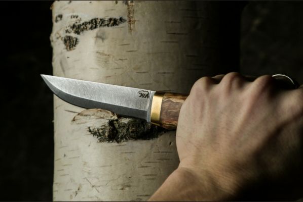 Реплика финского ножа Puukko 2 <span>(дамасская сталь 1200 слоёв, стабилизированная карельская береза)</span>