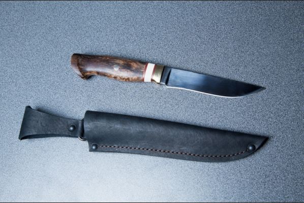Нож Барс <span>(M390, больстер латунь, вставка лосиный рог, стабилизированная карельская береза, мозаичный пин, спуски от обуха)</span>