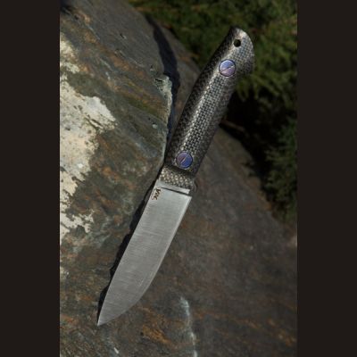 Универсальный нож Крит <span>(M390, карбон, цельнометаллический)</span>