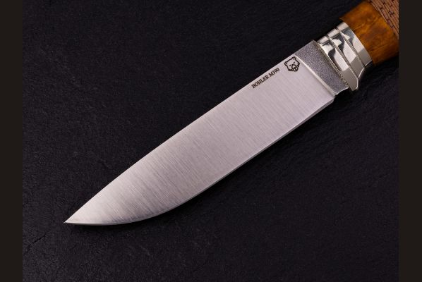 Нож Егерь <span>(М390, береста, стабилизированная карельская берёза, мозаичный пин под темляк)</span> 