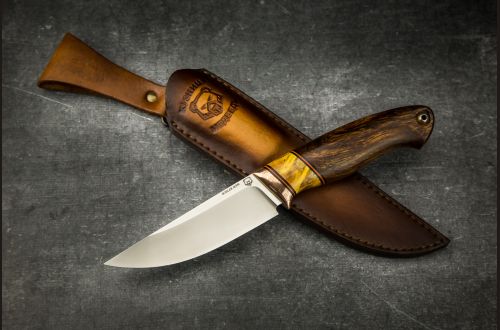 Нож Русский <span>(M390, айронвуд, стабилизированный зуб мамонта, макумэ-ганэ, мозаичный темлячный пин)</span>