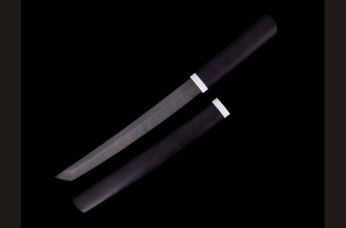 Нож Вакидзаси <span>(дамаск 1200 слоев, мореный граб, деревянные ножны, вставка искусственная кость)</span>