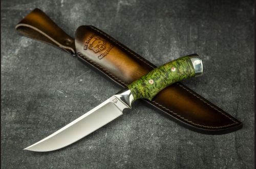 Нож Таймень <span>(М390, стабилизированная карельская берёза, мельхиор, мозаичные пины, выемка под палец)</span>