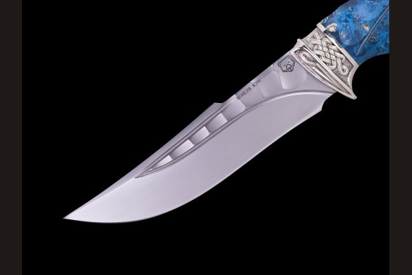 Нож Кайман <span>(k390, долы - камень, стабилизированная карельская береза, литьё мельхиор, резная рукоять)</span>