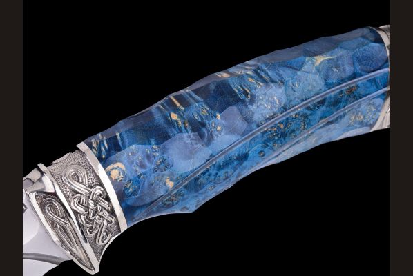 Нож Кайман <span>(k390, долы - камень, стабилизированная карельская береза, литьё мельхиор, резная рукоять)</span>
