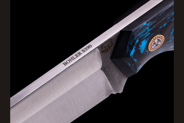 Нож "Баланс" цельнометаллический Bohler S390