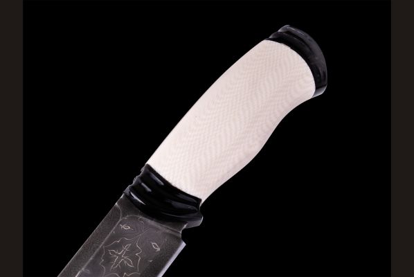 Авторский нож "Хранительница древ" <span>(Сложный мозаичный дамаск с никелем, в режущей кромке 20000 слоёв, элфорин, рог буйвола, макумэ-ганэ)</span>