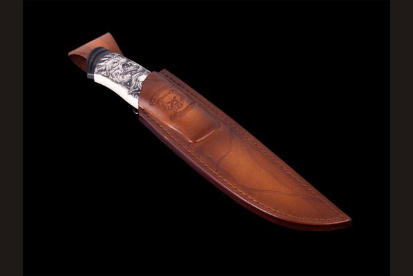 Авторский нож "Хранительница древ" <span>(Сложный мозаичный дамаск с никелем, в режущей кромке 20000 слоёв, элфорин, рог буйвола, макумэ-ганэ)</span>