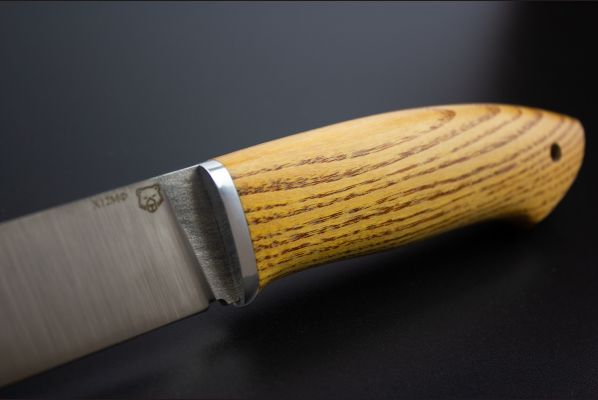 Нож Хантер <span>(х12мф, спуски от обуха, ясень, дюраль)</span>