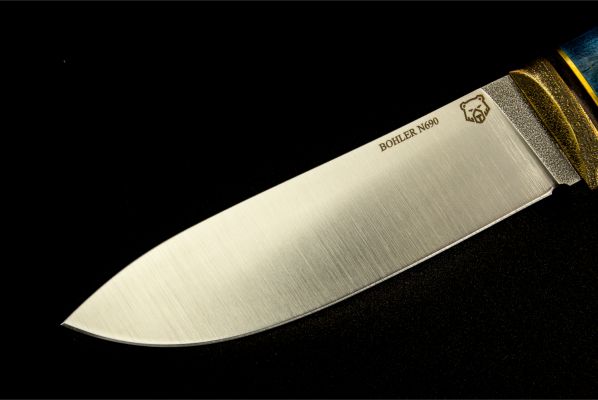 Нож Кабанчик <span>(N690, стабилизированная карельская берёза)</span>