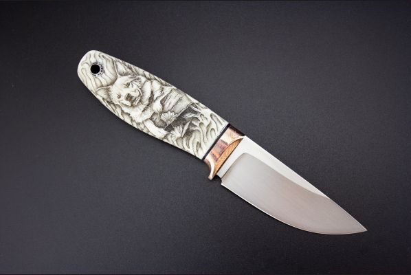 Нож шейный "Спаниель" <span>(М390, клык моржа, макумэ-ганэ)</span> скрим-шоу