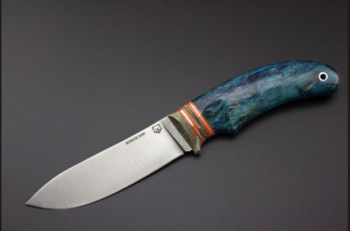 Нож Кабанчик <span>(N690, стабилизированная карельская берёза, латунь со вставками )</span>