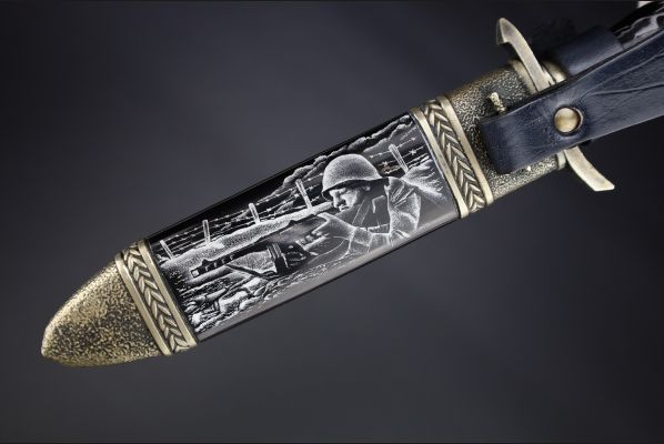 Авторская Финка НКВД разборная <span>(мозаичный дамаск с никелем,рукоять и ножны из рога буйвола, скримшоу, литье мельхиор)</span>