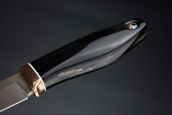 Нож шейный "Лев" <span>(Bohler M398, рог индийского буйвола, макумэ-ганэ)</span> скримшоу