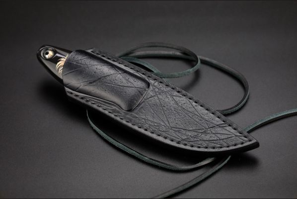 Нож шейный "Лев" <span>(Bohler M398, рог индийского буйвола, макумэ-ганэ)</span> скримшоу