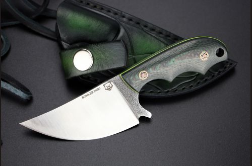 Нож шейный  <span>(N690, цельнометаллический, Хаотичный карбон  мозаичные пины)</span> формованные ножны