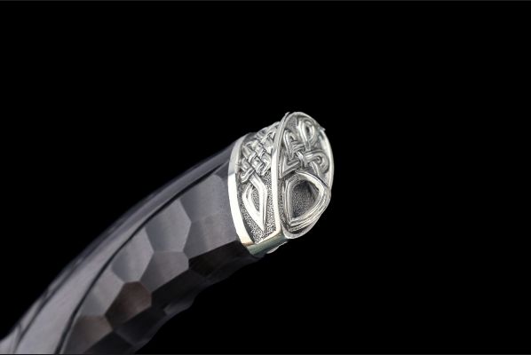Нож Кайман <span>(N690, долы - камень, черный граб, литьё мельхиор, резная рукоять)</span>