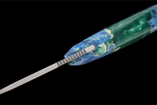 Нож Воркаут <span>(N690, стабилизированная карельская береза, акрил)</span>