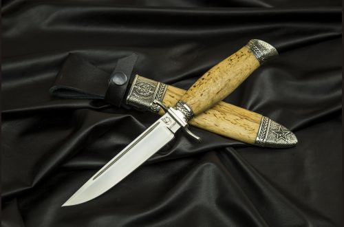 Финка НКВД разборная <span>(сталь х12мф, карельская береза, литье мельхиор, деревянные ножны)</span>
