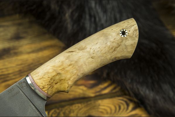 Шкуросъемный нож Медведь-Premium <span>(алмазка, карельская берёза)</span> подпальцевая выемка