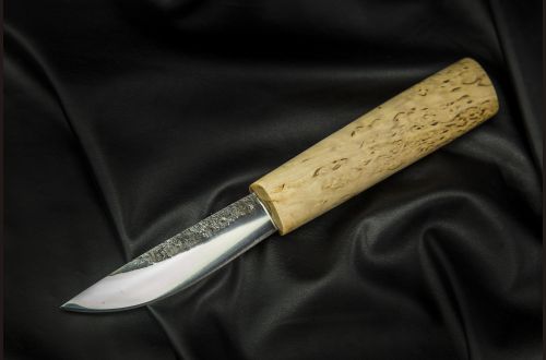 Нож Севера, малый <span>(х12мф, карельская береза, кованый дол)</span>