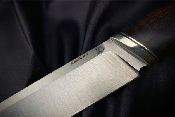 Нож Русский 2 <span>(S390, стабилизированная карельская берёза, мозаичный пин под темляк)</span>