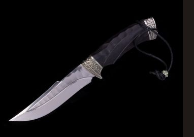 Нож Кайман <span><span>(M390, долы - камень, чёрный граб, литьё мельхиор, резная рукоять)</span></span>