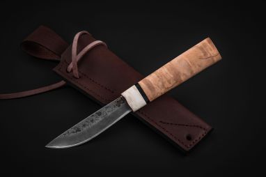 Якутский нож, малый <span><span>(дамасская сталь 1200 слоёв, карельская береза, больстер лосиный рог, кованный дол)</span></span>